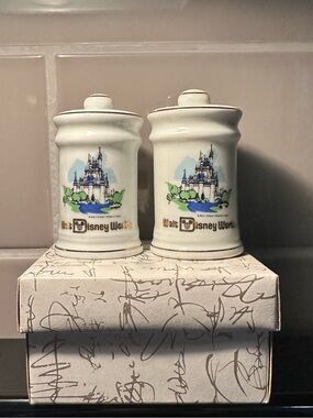 Disney White Ceramic Walt Disney World Castle Salt and Pepper Shakers